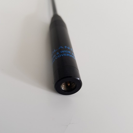 SRH-701 VHF/UHF portatīva super elastīga antena, SMA, L=19cm SRH-701 VHF/UHF portatīva super elastīga antena, SMA, L=19cm